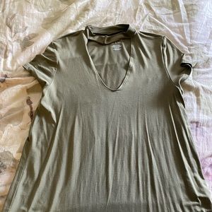 Key hole shirt, cotton and comfy